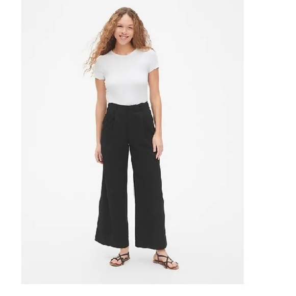 GAP Pants - NWT Gap High Rise Wide Leg Chinos 4T Black c647